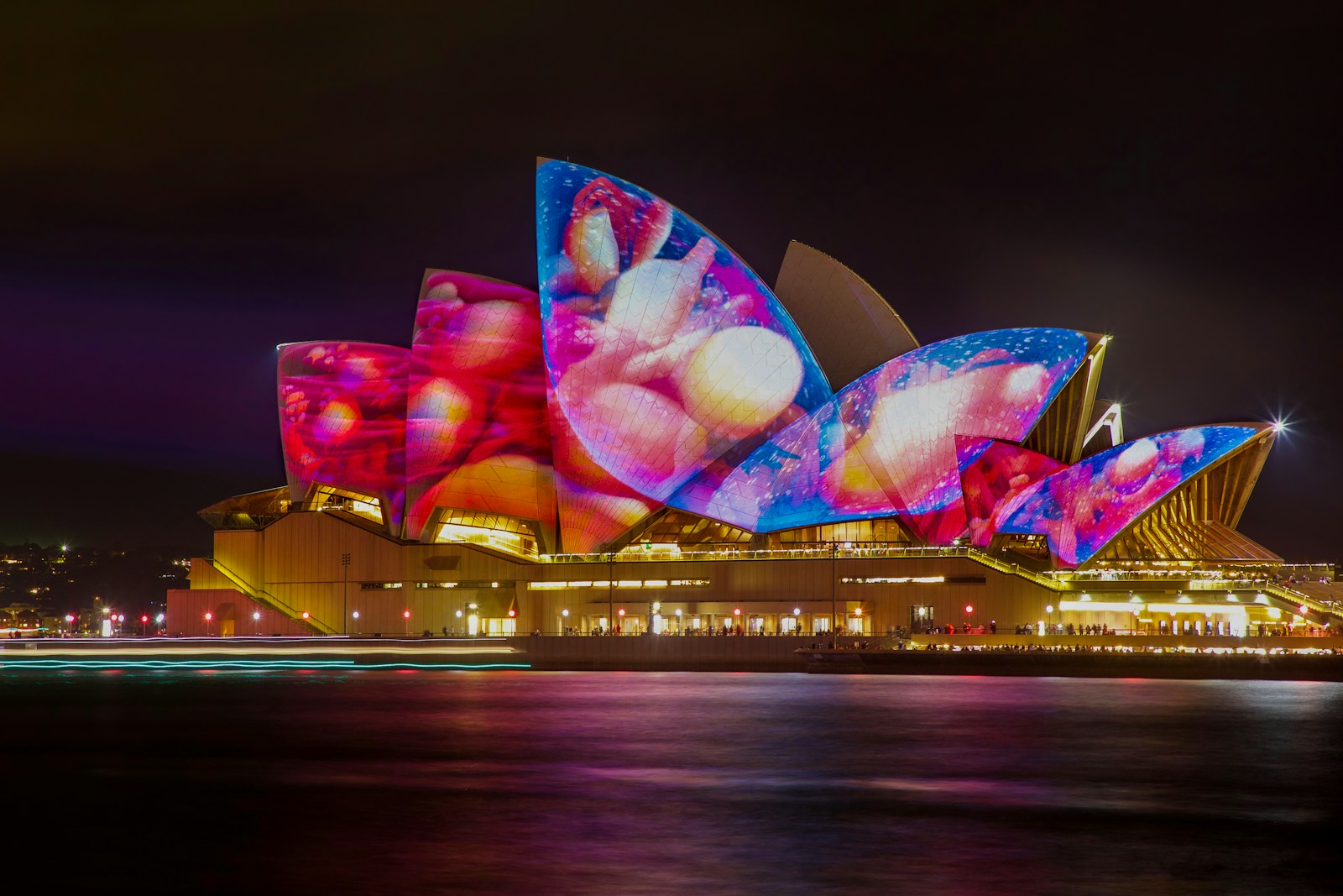 Sydney Opera House, Australia an nighttime